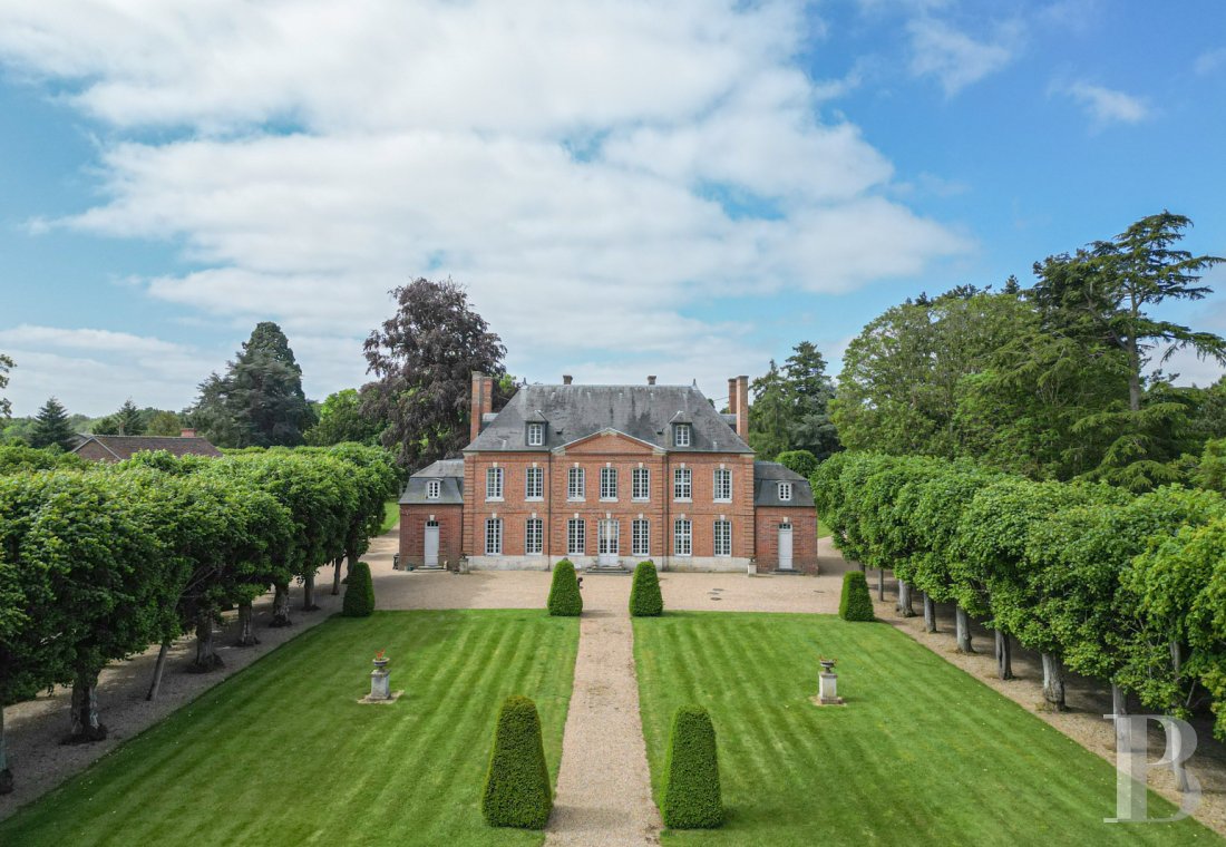 Dans l’Eure, au nord d’Évreux, un château de plaisance du 18e siècle avec parc et jardin à la française - photo  n°58